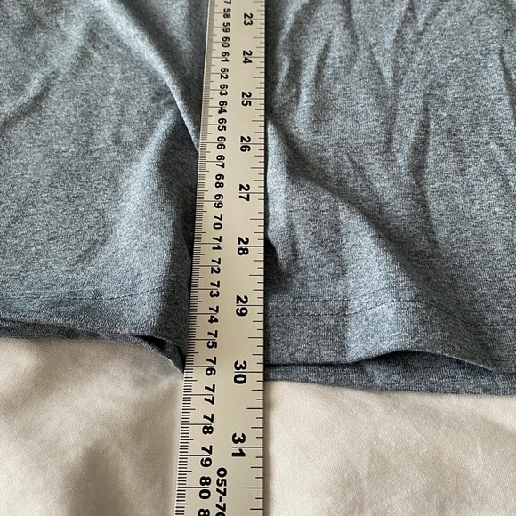 Old Navy Active Men's Grayish-Blue Long Sleeve T-shirt Size XXL - Picture 8 of 9